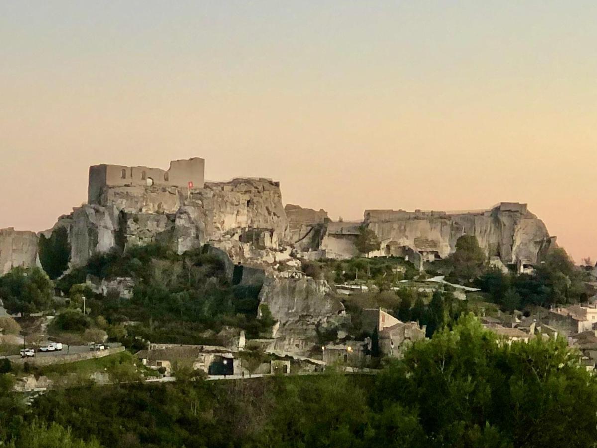 Lou Meinado Saint-Martin-de-Crau Dış mekan fotoğraf